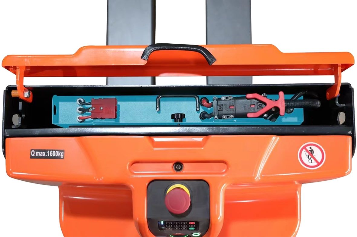 Noblelift PT 16L Li  Niederhubwagen www.noblelifteurope.com